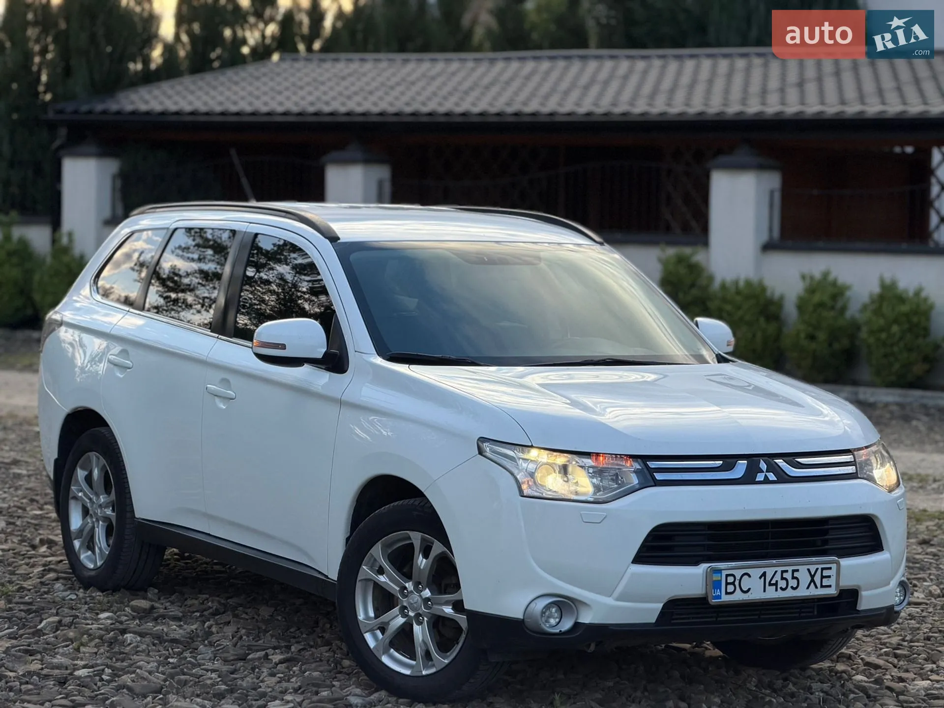 2013 Mitsubishi Outlander - мініатюра 20
