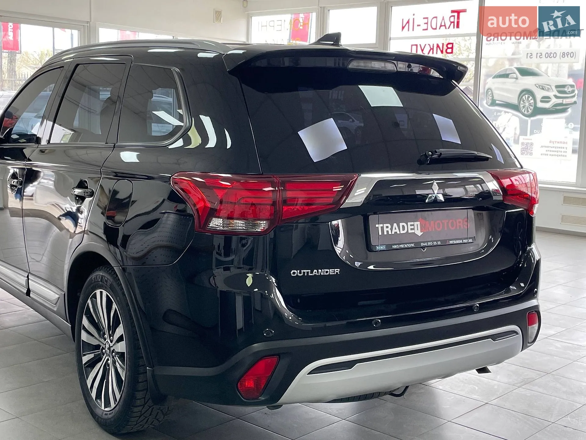 2020 Mitsubishi Outlander - мініатюра 10