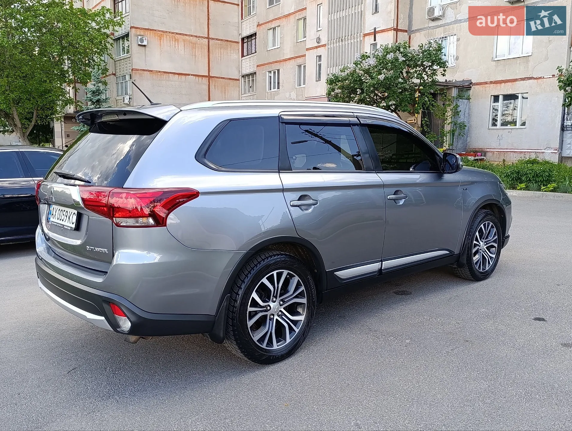 2016 Mitsubishi Outlander - мініатюра 9