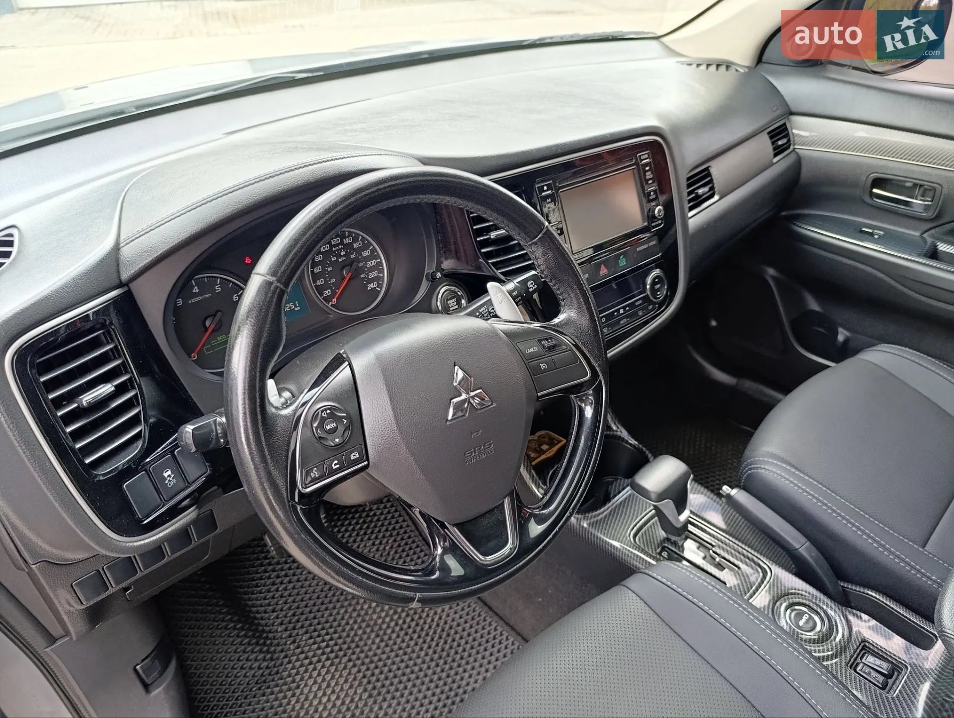 2016 Mitsubishi Outlander - мініатюра 25