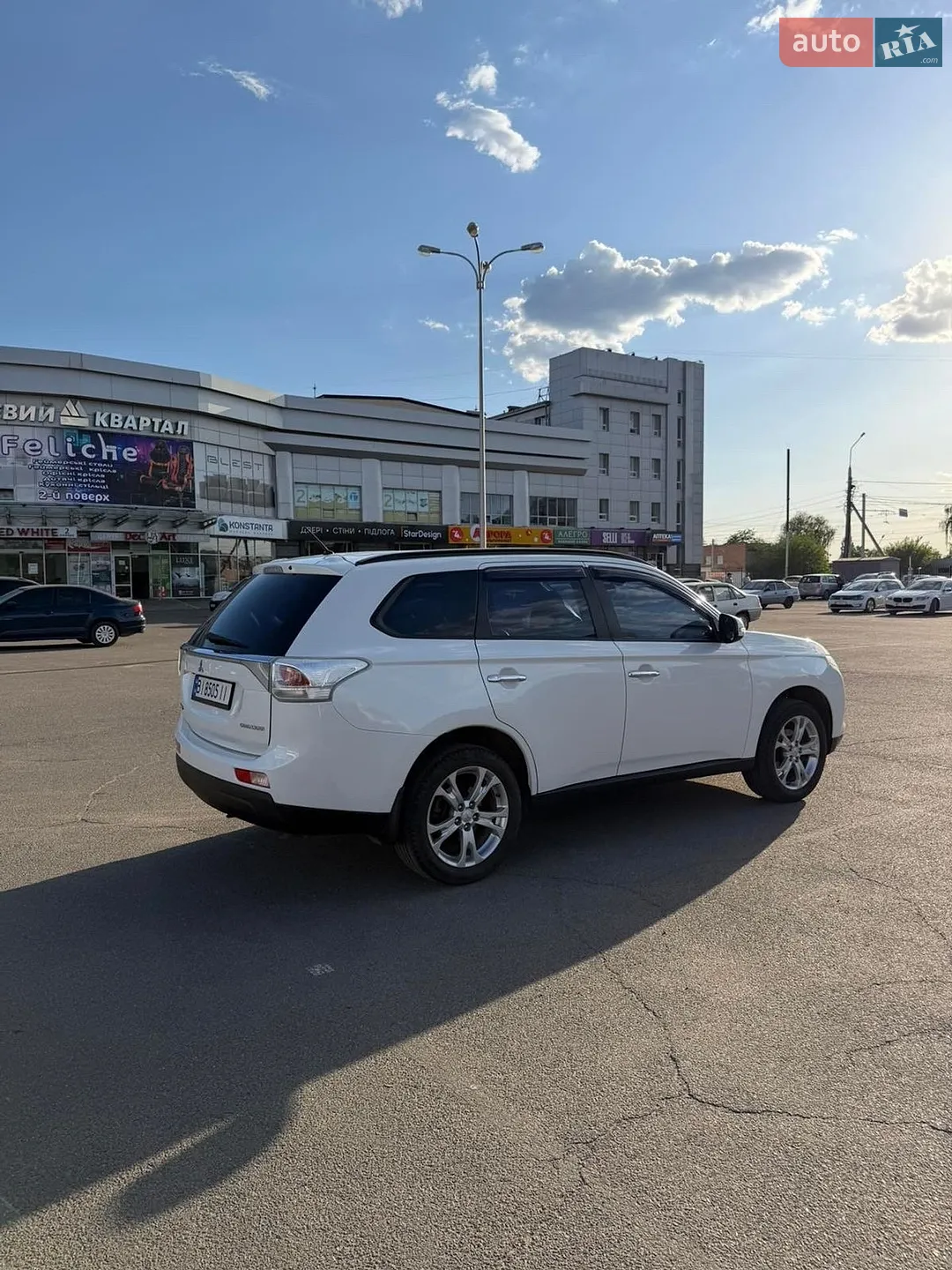 2013 Mitsubishi Outlander - мініатюра 9