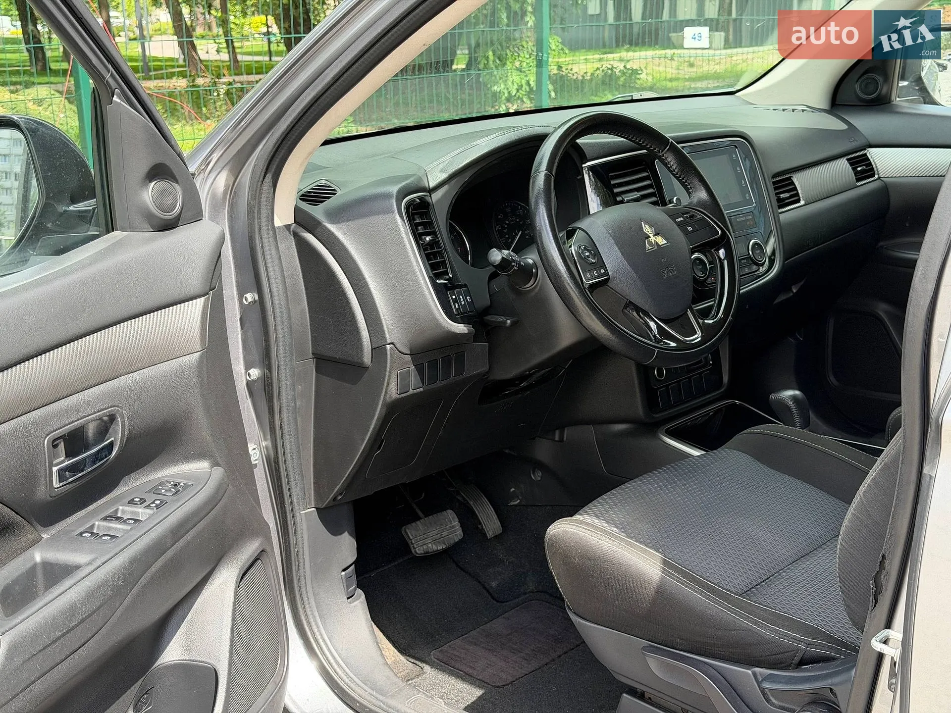 2017 Mitsubishi Outlander - мініатюра 9