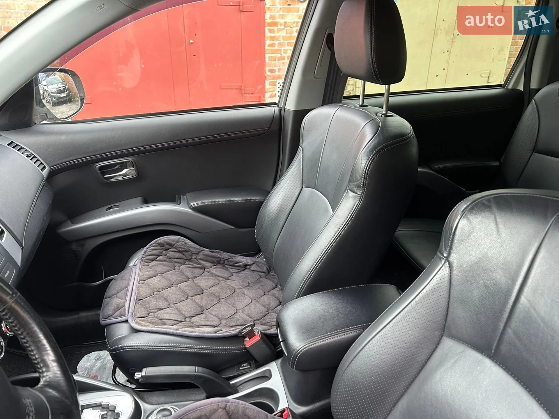 2011 Mitsubishi Outlander - мініатюра 5