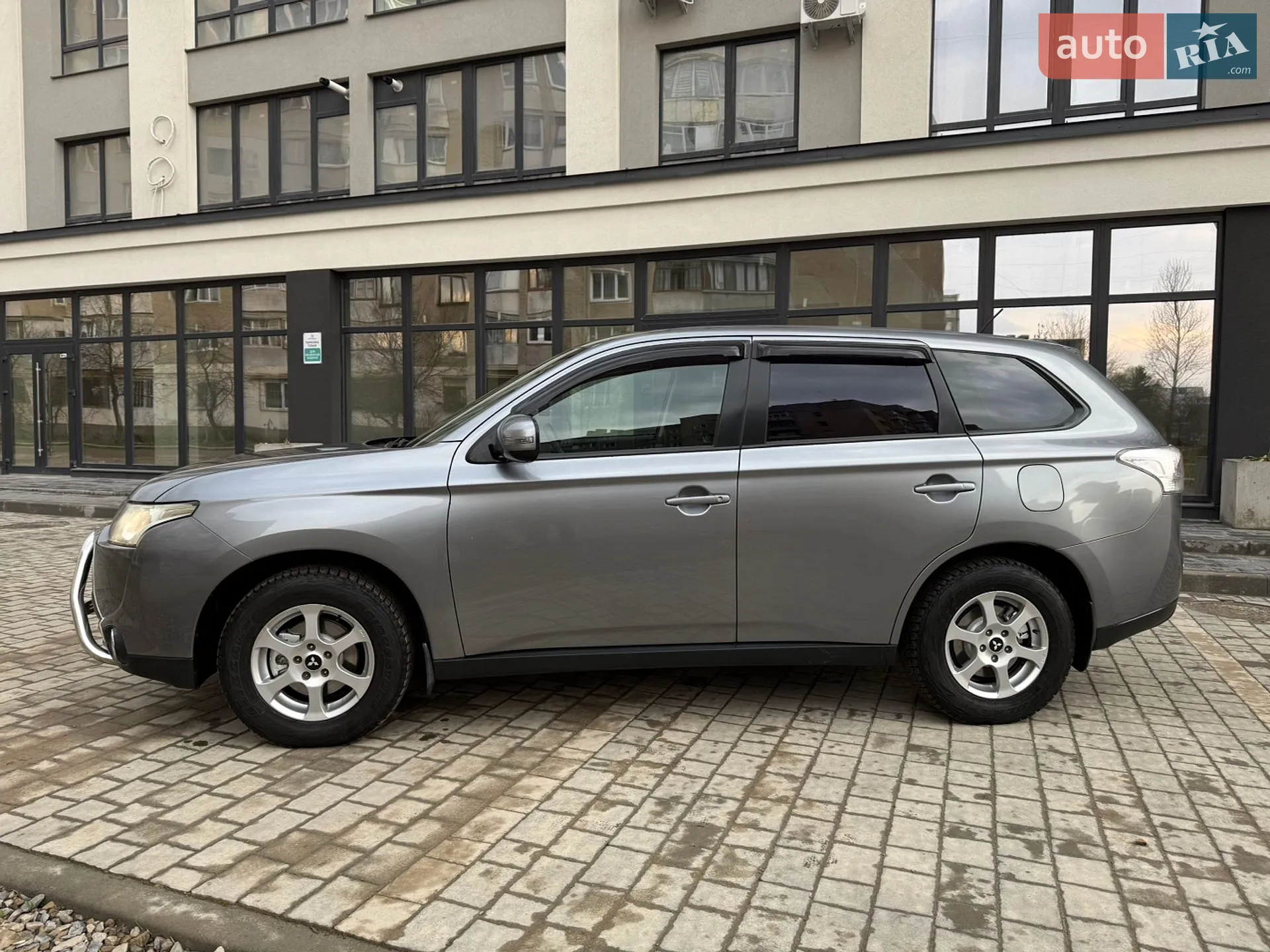 2014 Mitsubishi Outlander - мініатюра 4