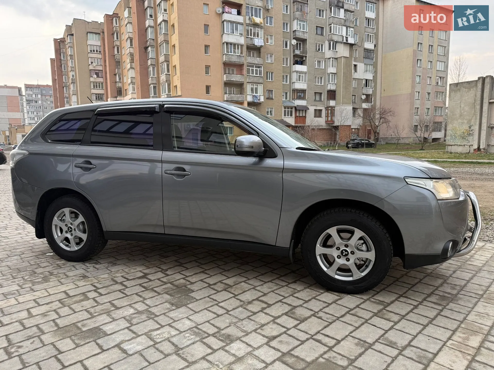 2014 Mitsubishi Outlander - мініатюра 13