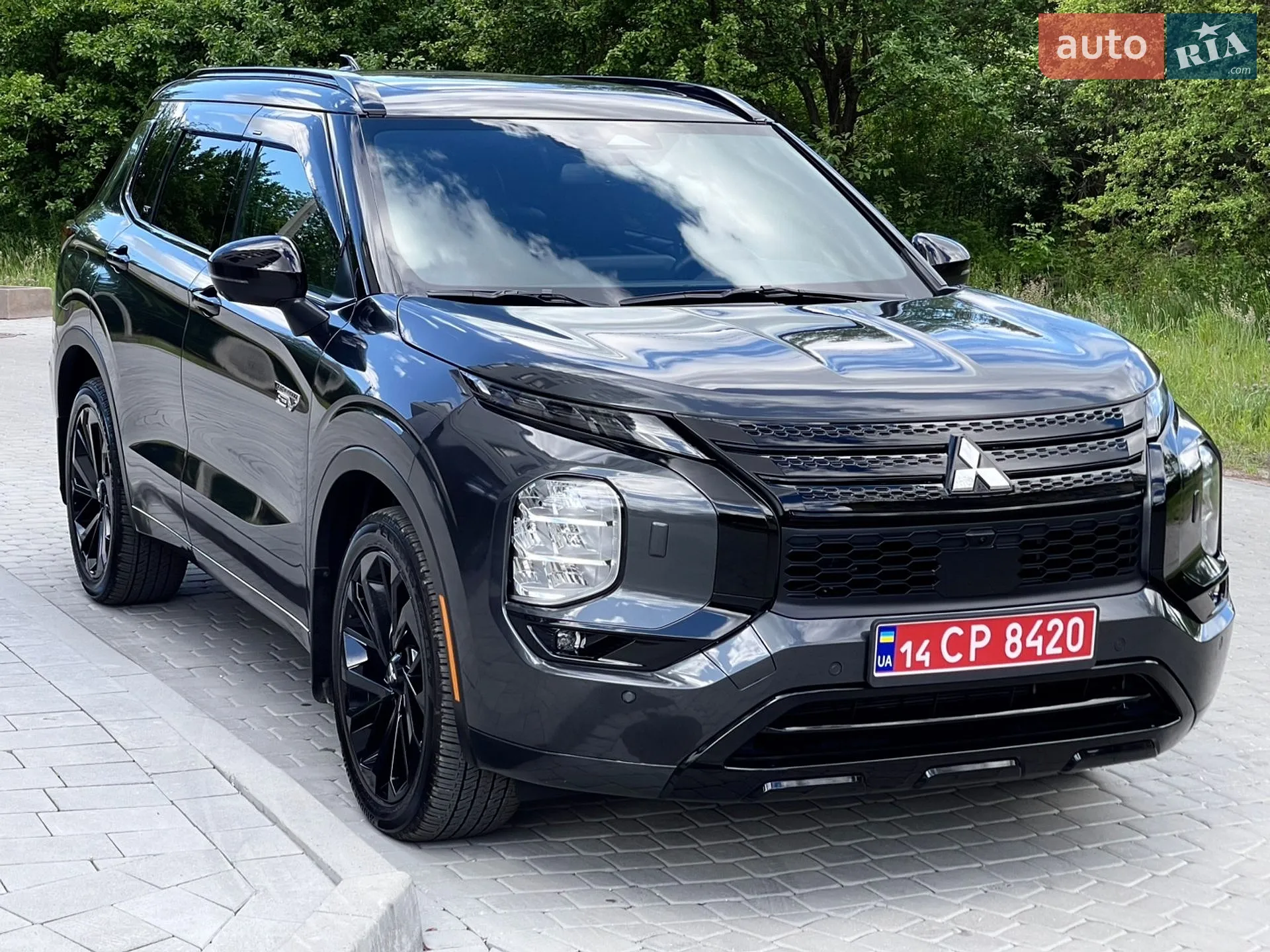 2025 Mitsubishi Outlander - мініатюра 2