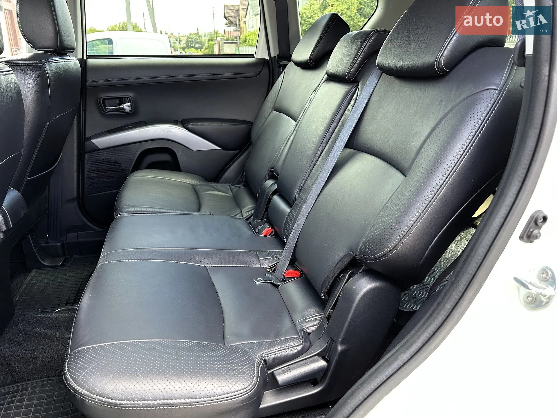 2011 Mitsubishi Outlander - мініатюра 56