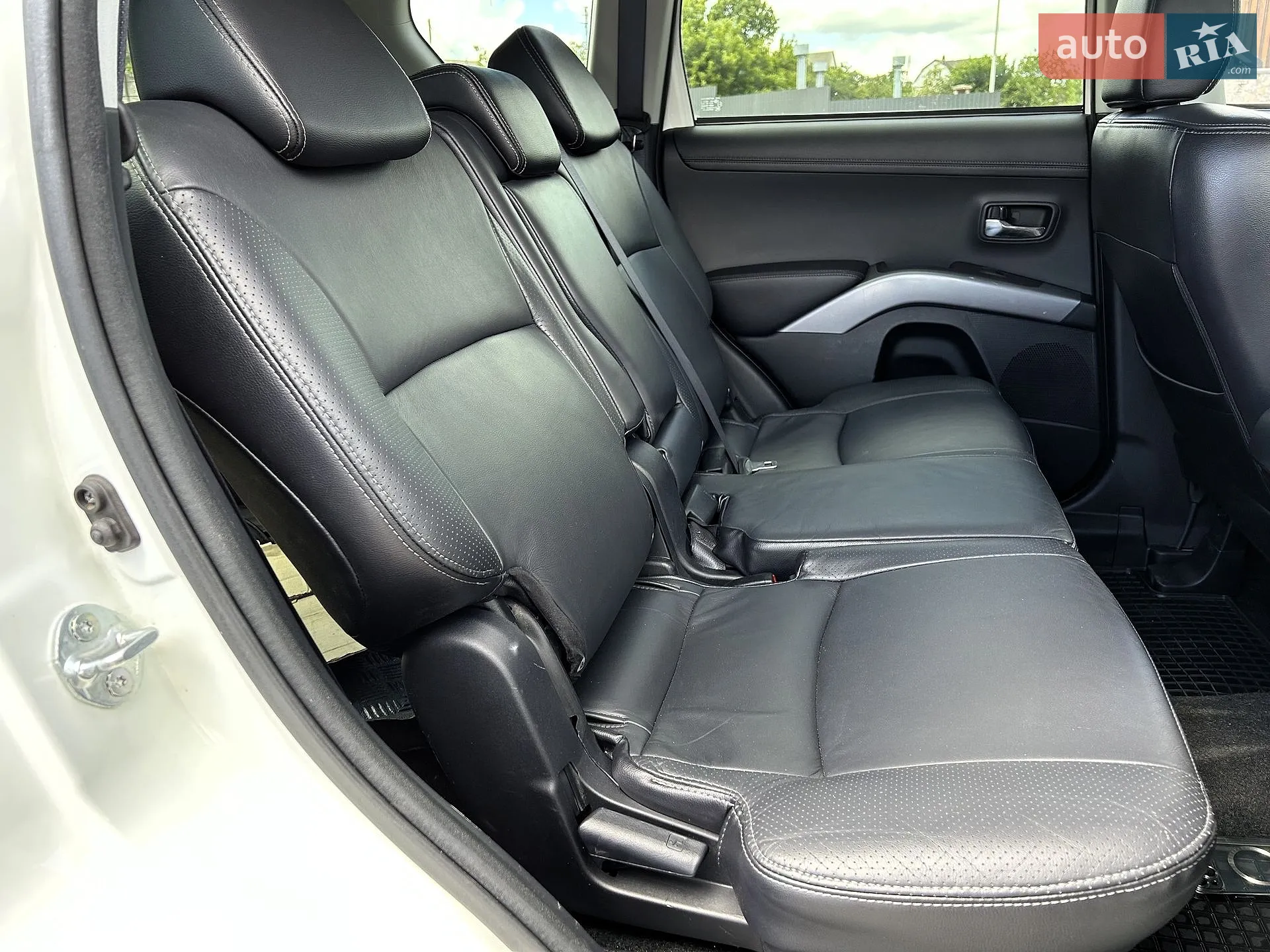 2011 Mitsubishi Outlander - мініатюра 57