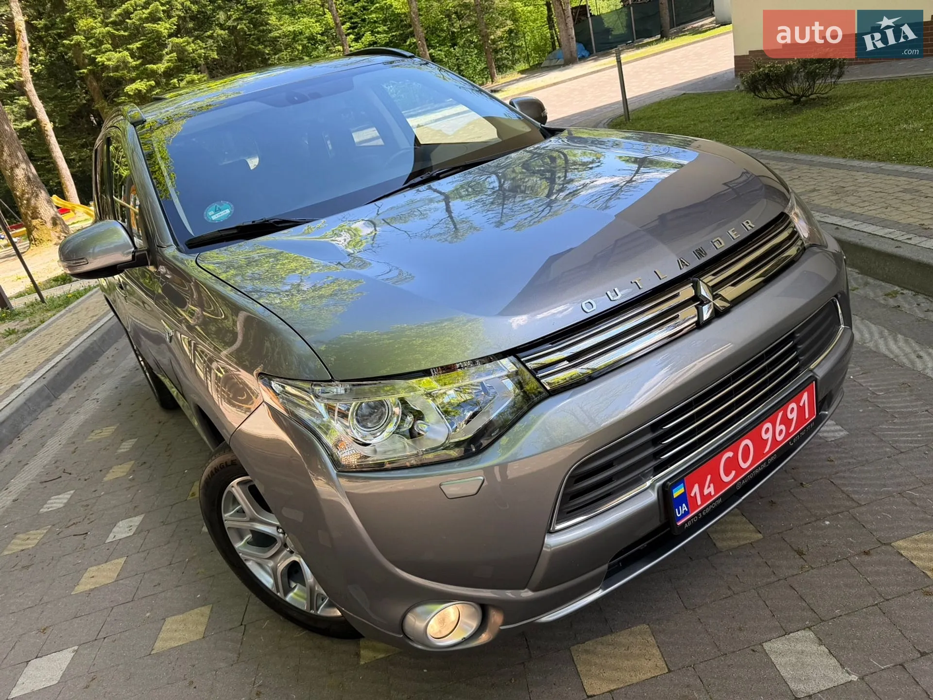 2014 Mitsubishi Outlander - мініатюра 8