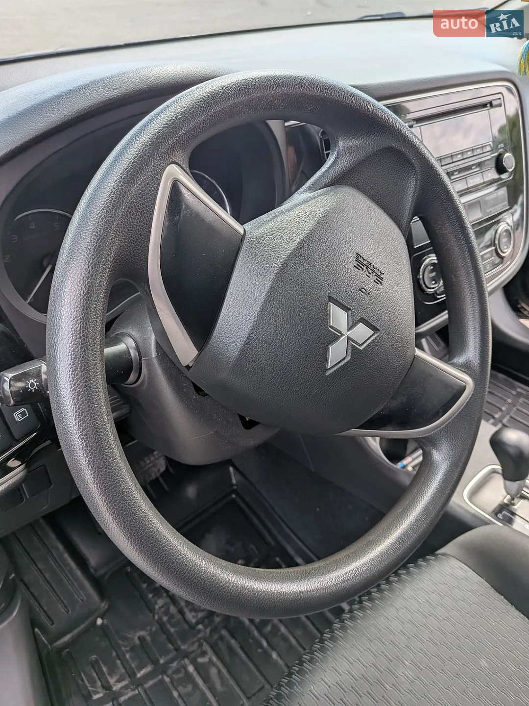 2012 Mitsubishi Outlander - мініатюра 9