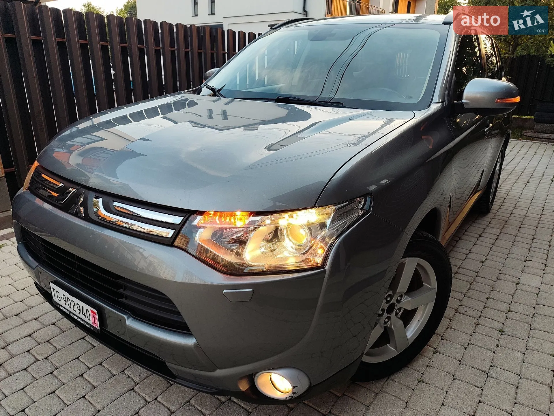 2013 Mitsubishi Outlander - мініатюра 3