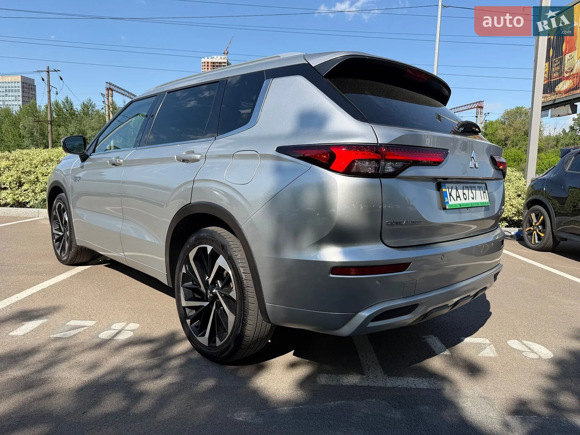 2022 Mitsubishi Outlander - мініатюра 24