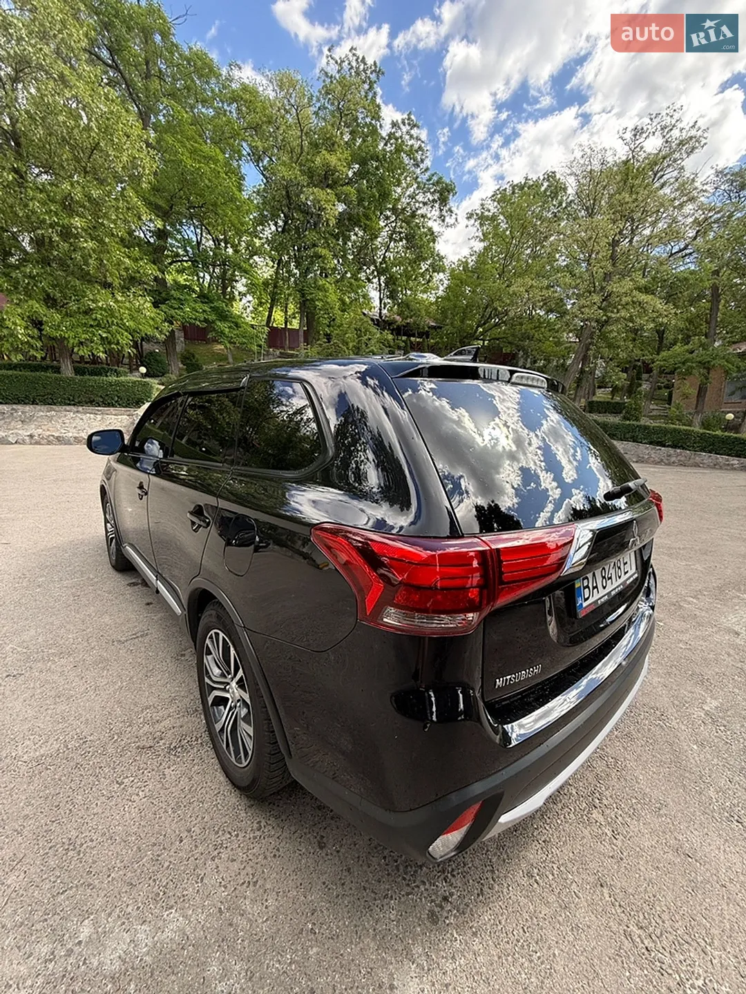 2016 Mitsubishi Outlander - мініатюра 15