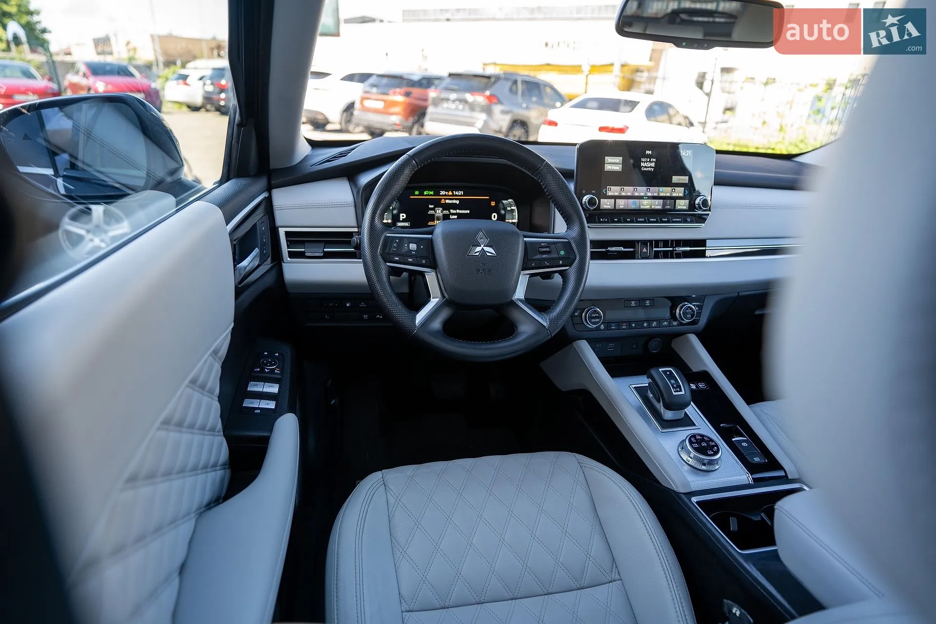 2023 Mitsubishi Outlander - мініатюра 22