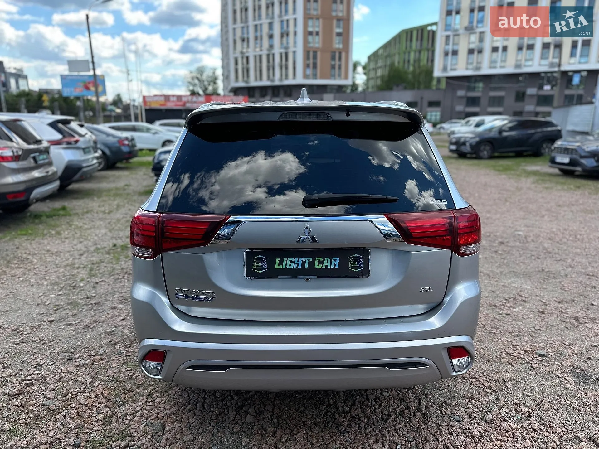2022 Mitsubishi Outlander - мініатюра 16