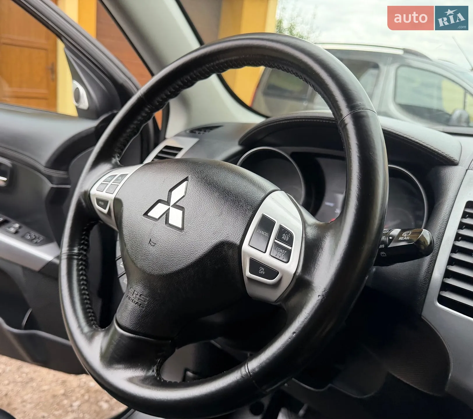 2011 Mitsubishi Outlander - мініатюра 48