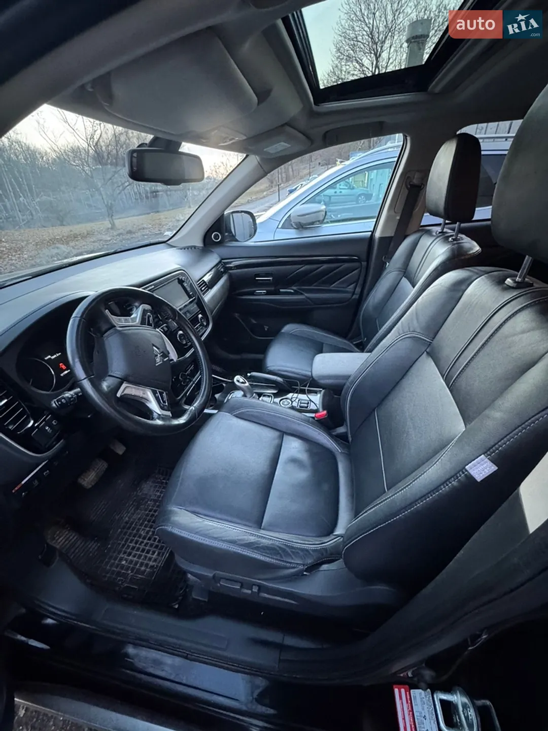 2016 Mitsubishi Outlander - мініатюра 9