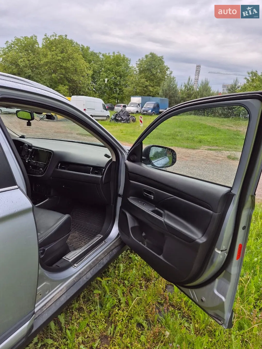 2017 Mitsubishi Outlander - мініатюра 10