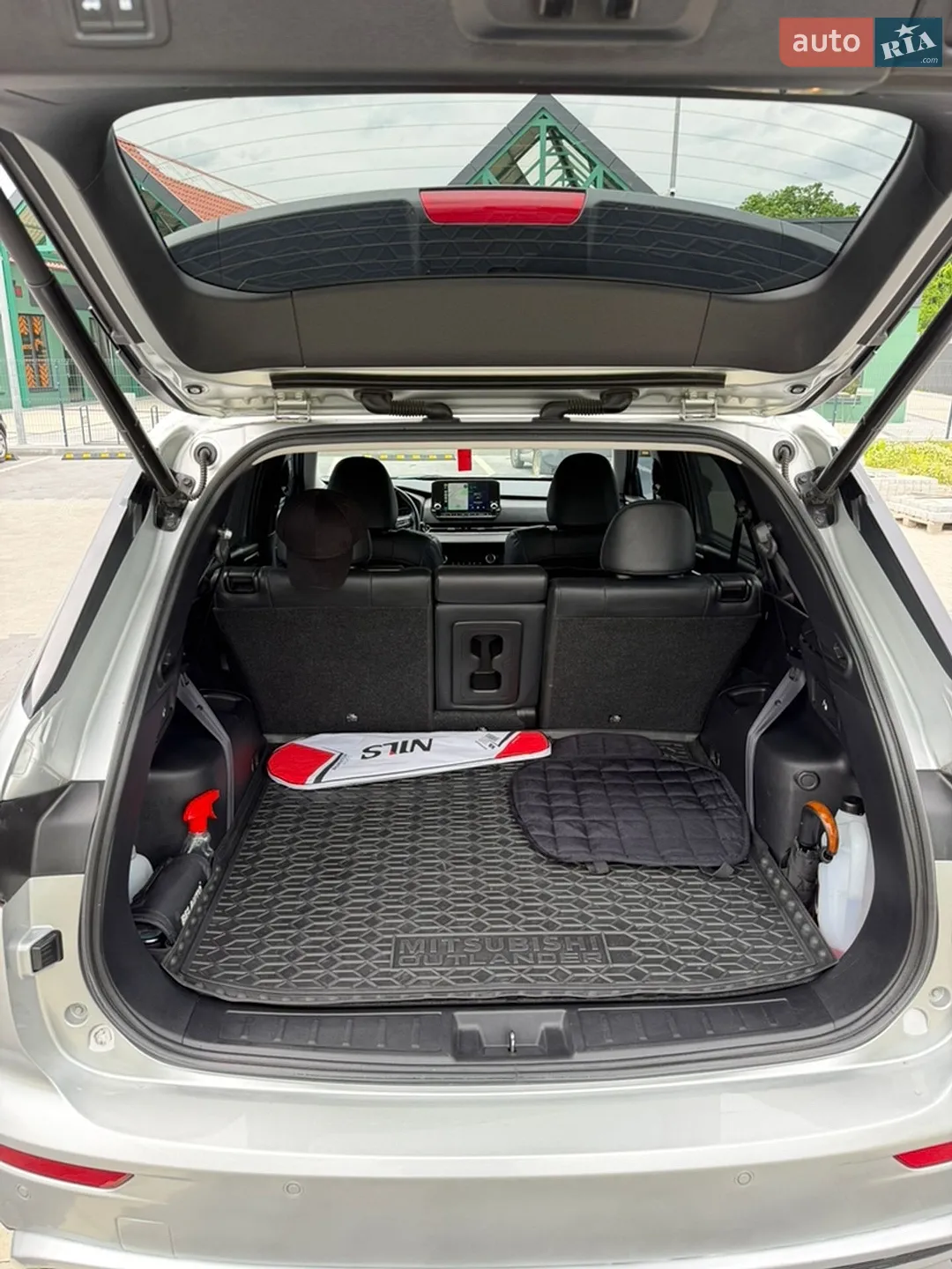2021 Mitsubishi Outlander - мініатюра 21