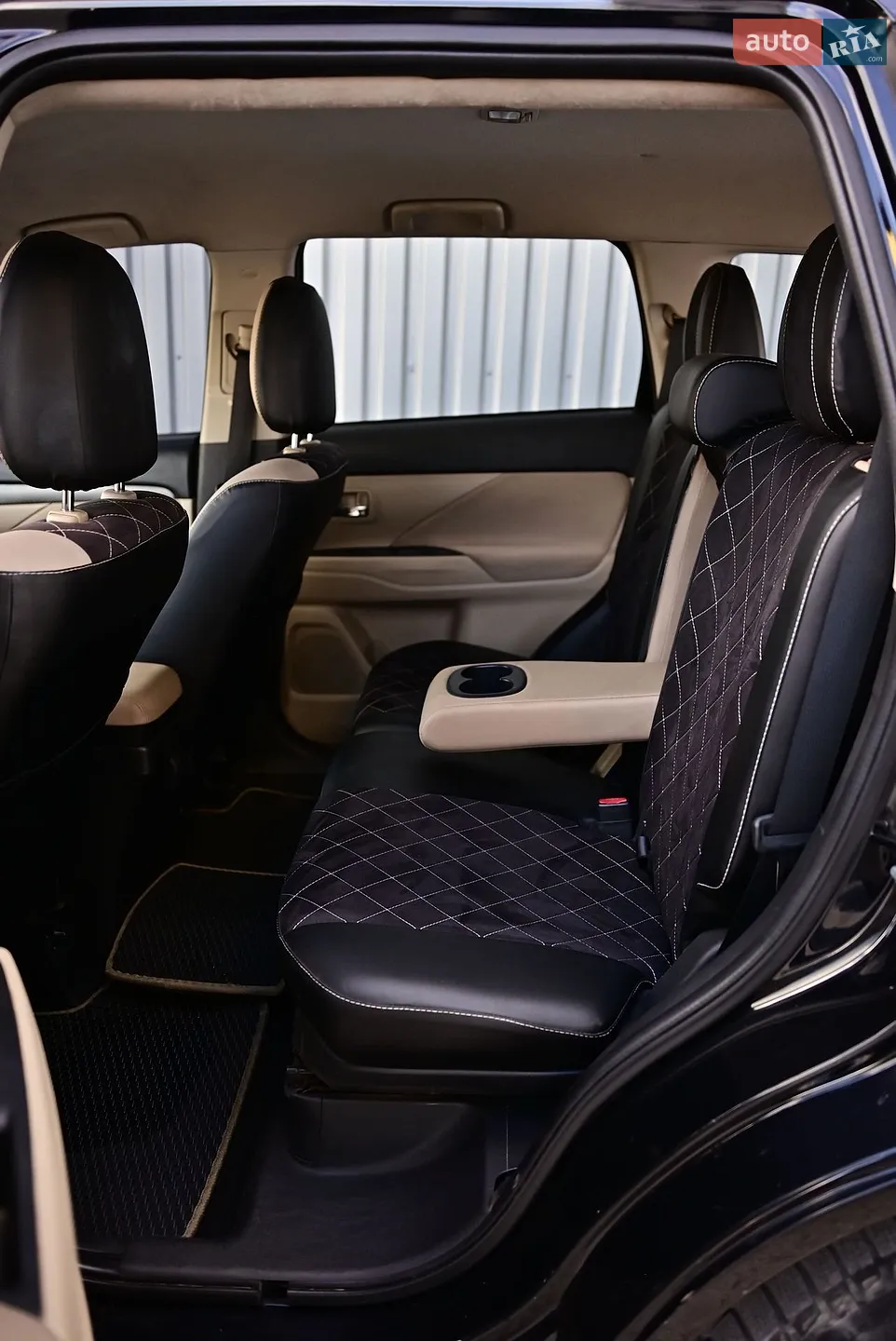 2013 Mitsubishi Outlander - мініатюра 13