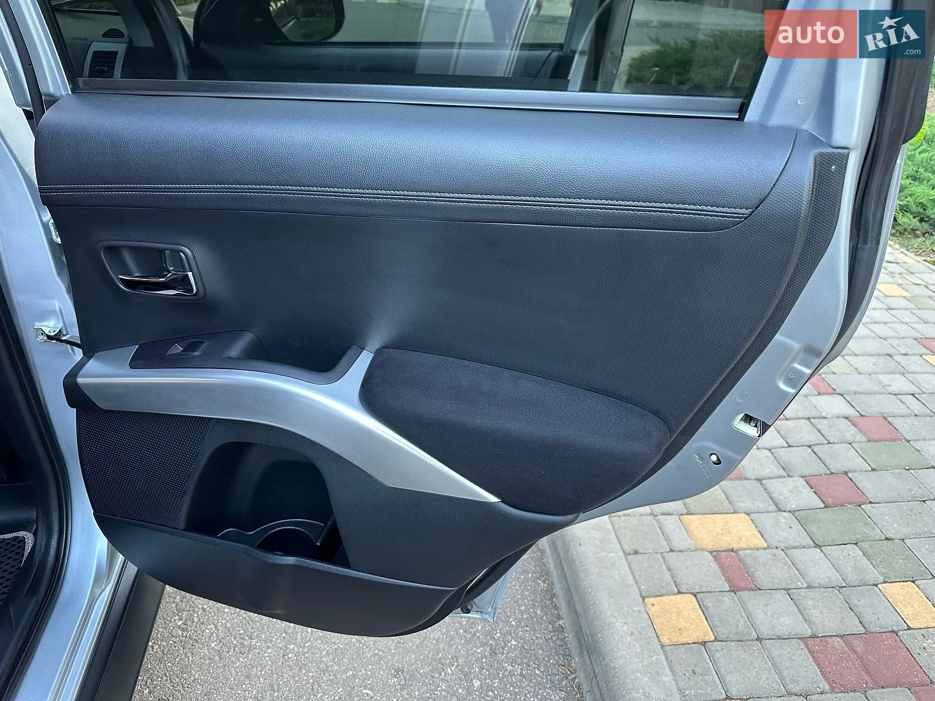 2010 Mitsubishi Outlander - мініатюра 35