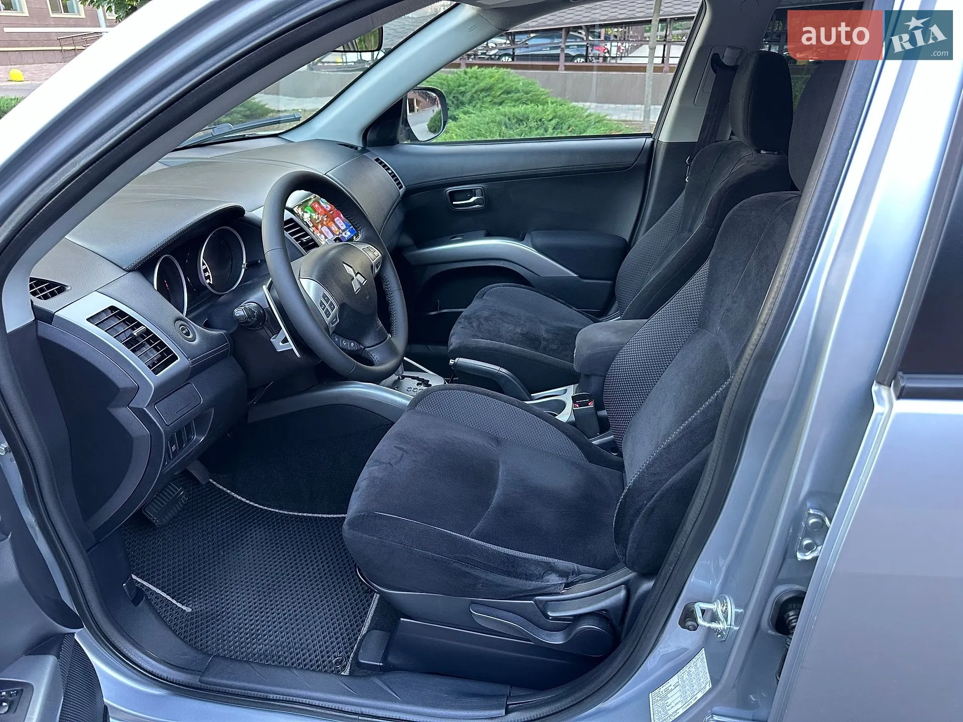 2010 Mitsubishi Outlander - мініатюра 48