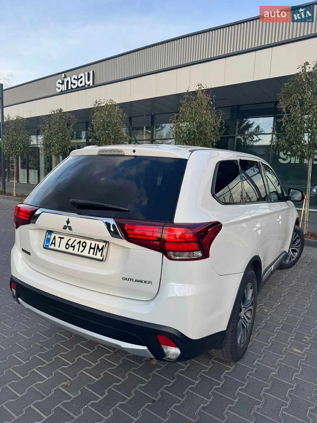 2016 Mitsubishi Outlander - мініатюра 9