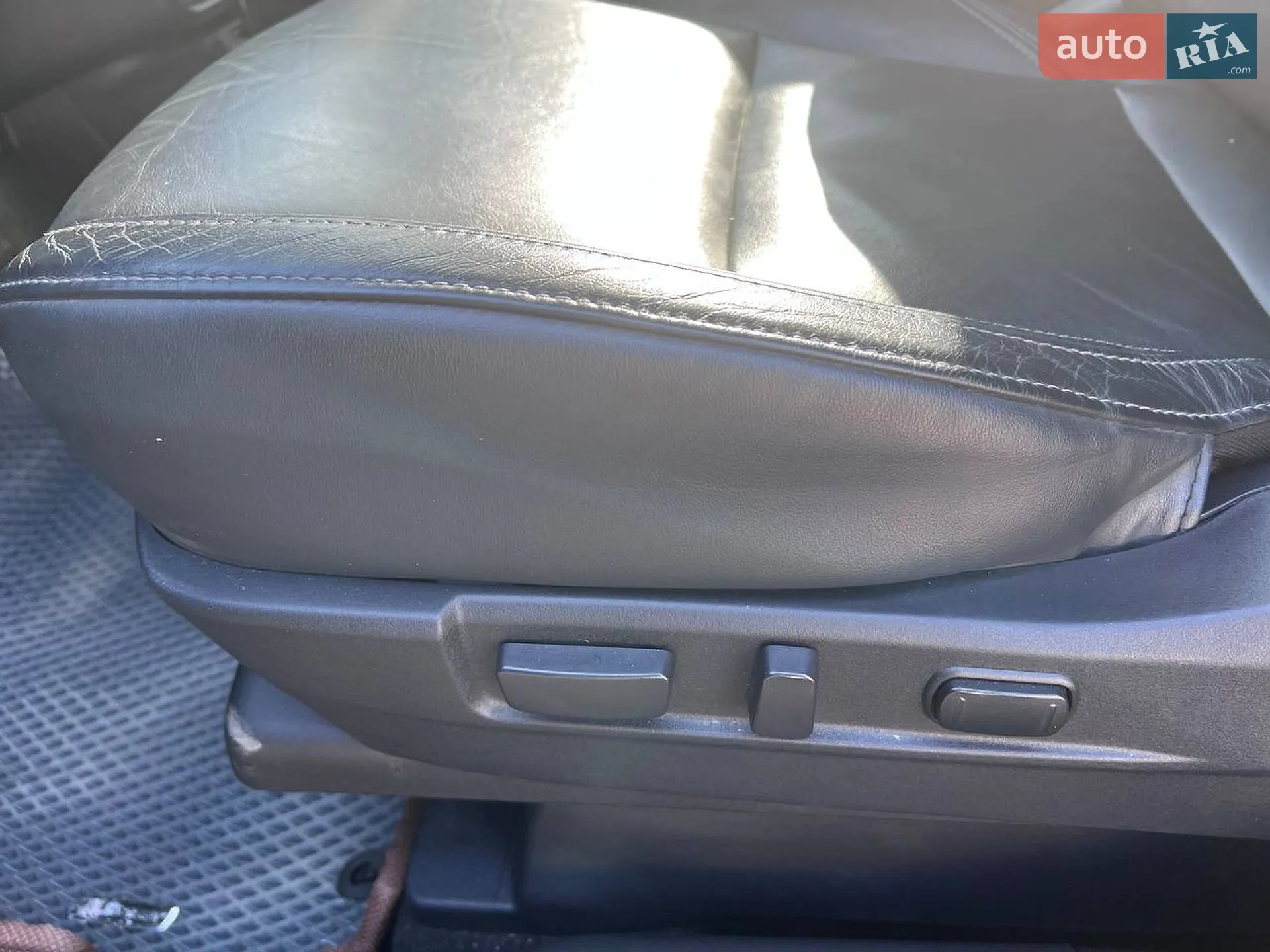 2021 Mitsubishi Outlander - мініатюра 27