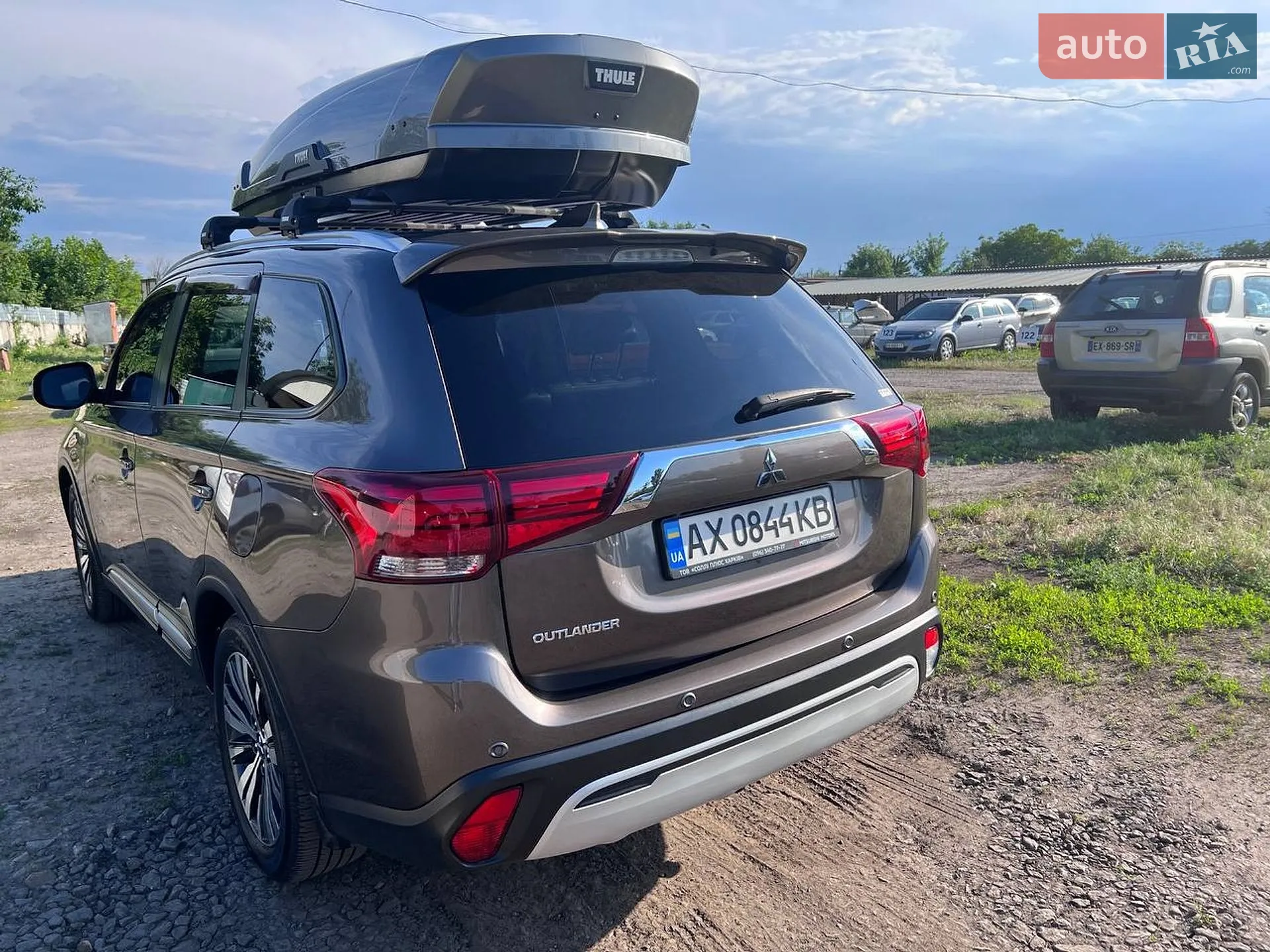 2021 Mitsubishi Outlander - мініатюра 2