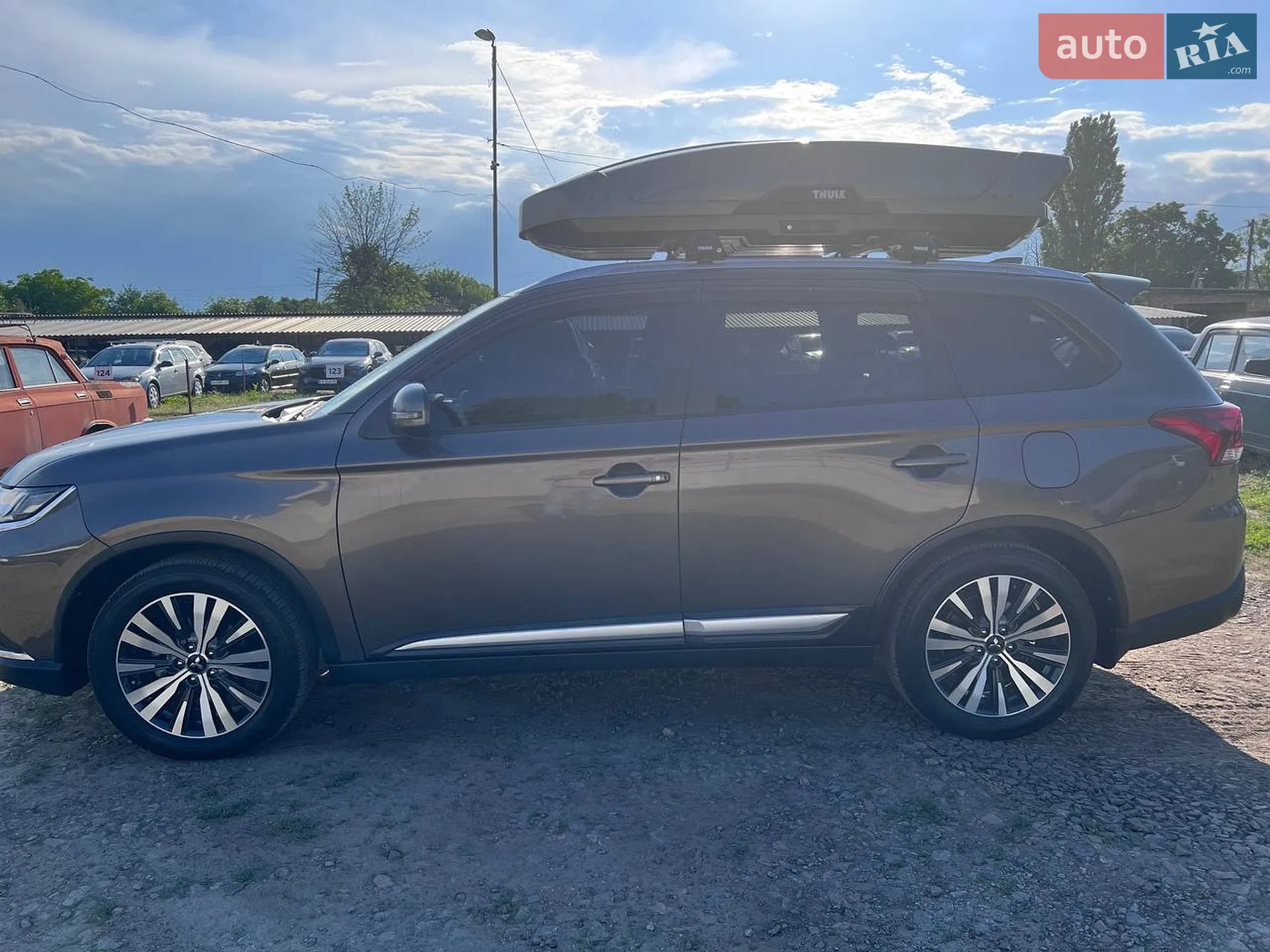 2021 Mitsubishi Outlander - мініатюра 4