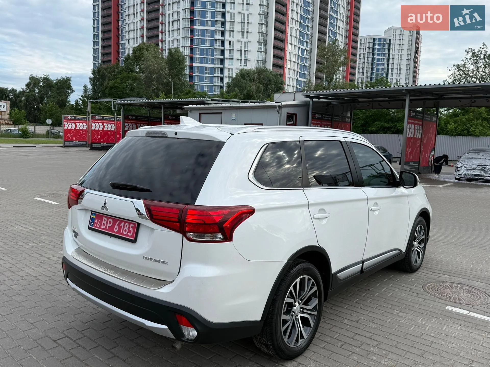 2017 Mitsubishi Outlander - мініатюра 6