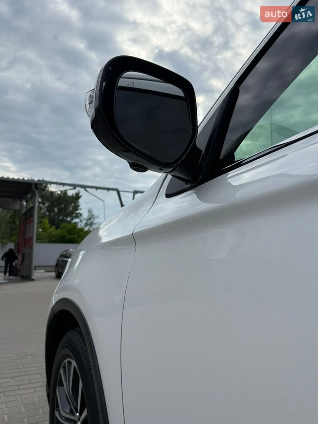 2017 Mitsubishi Outlander - мініатюра 15