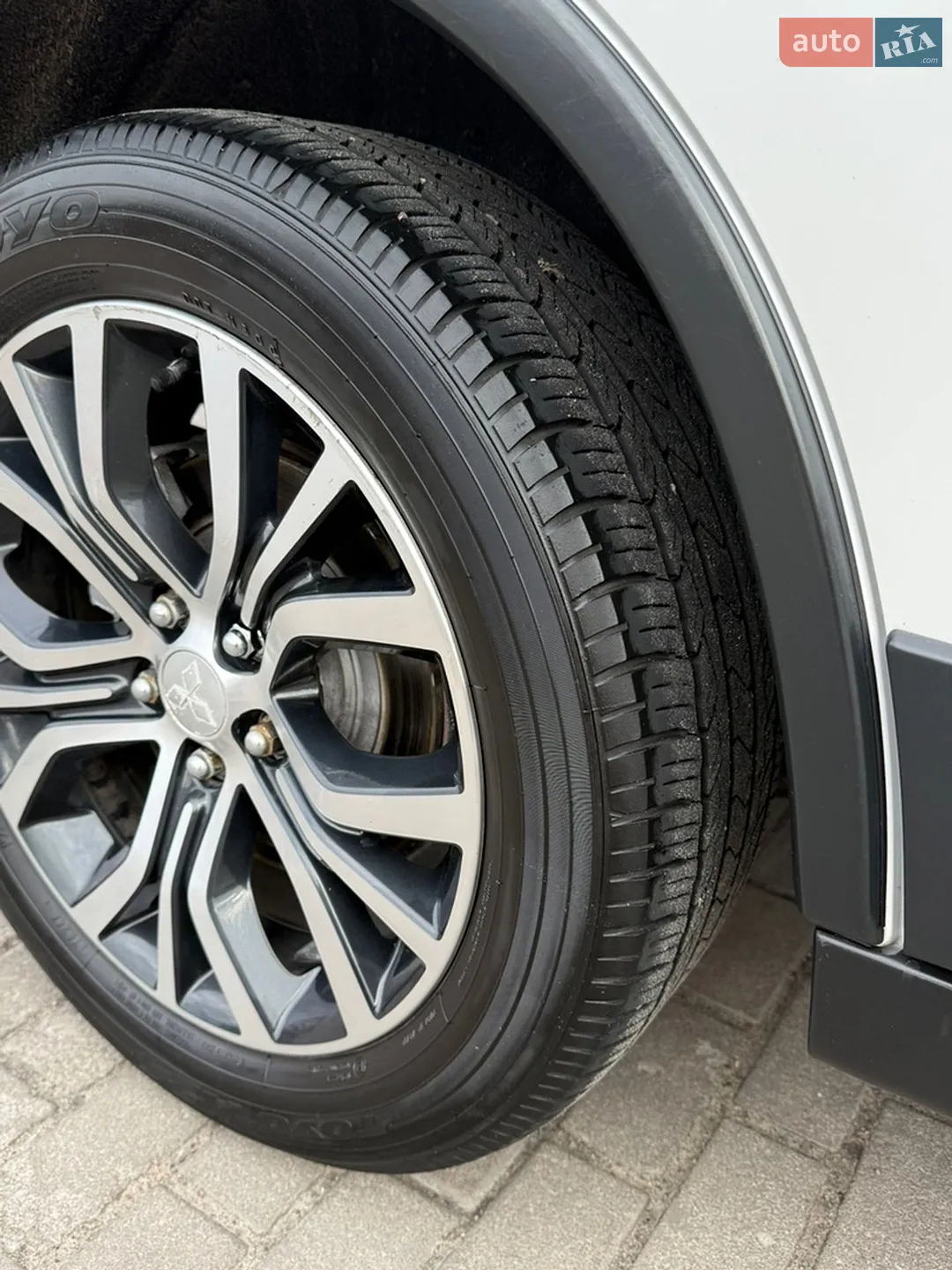 2017 Mitsubishi Outlander - мініатюра 26