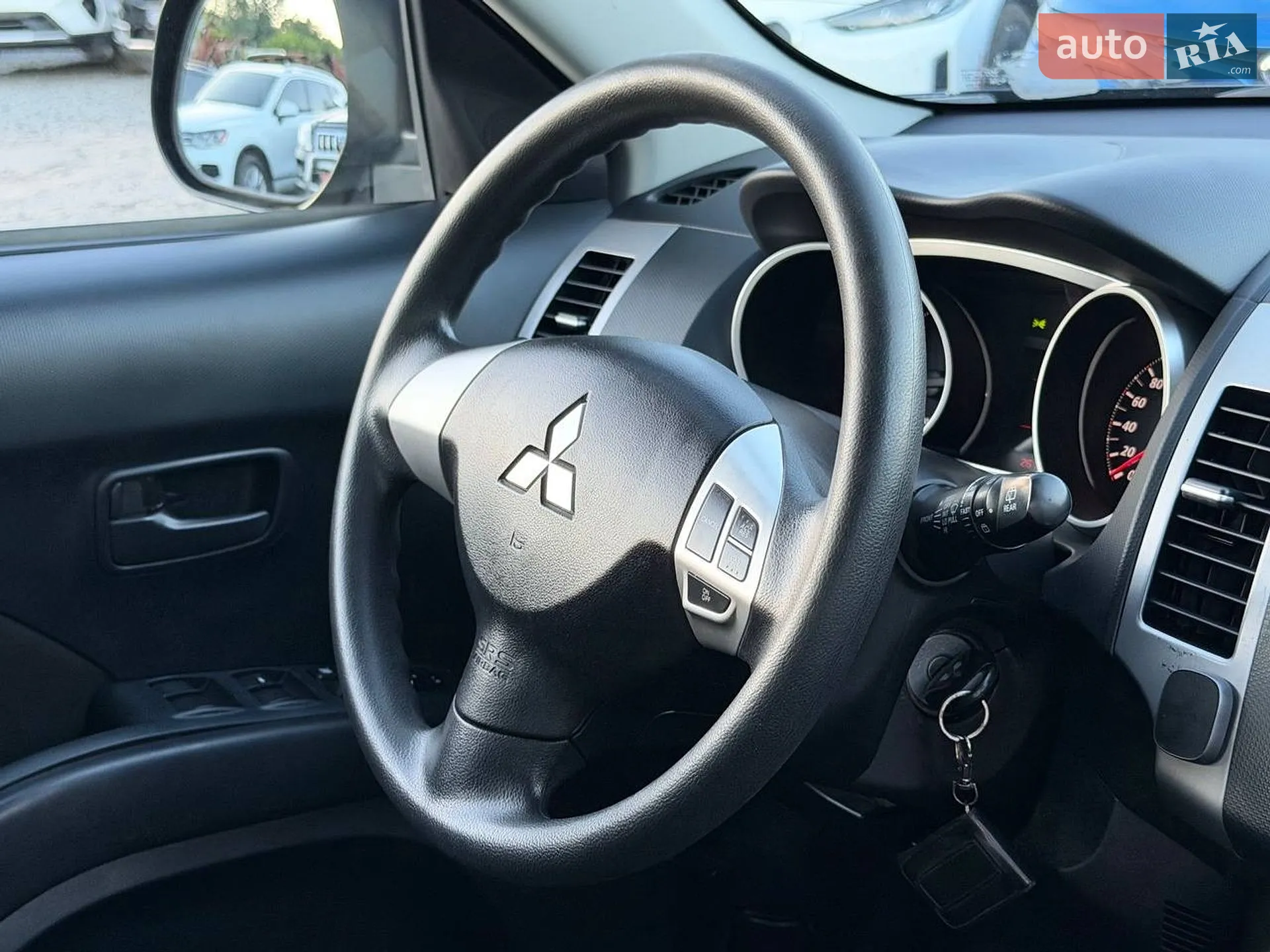 2011 Mitsubishi Outlander - мініатюра 35