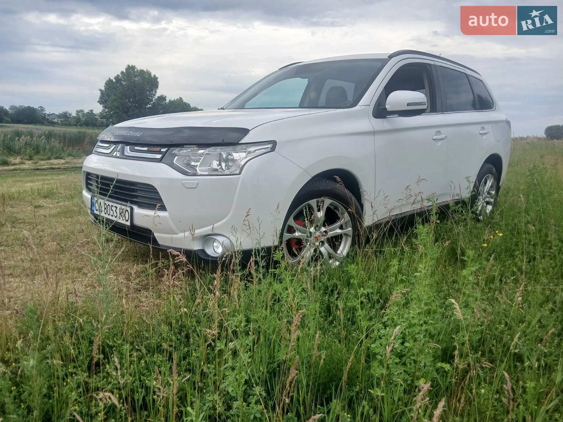 2012 Mitsubishi Outlander - фото 1
