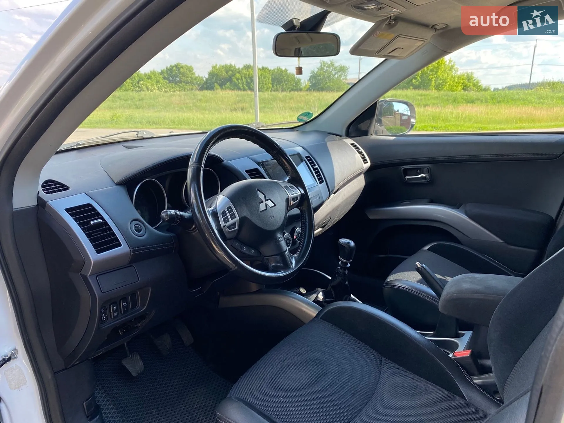 2010 Mitsubishi Outlander - мініатюра 5