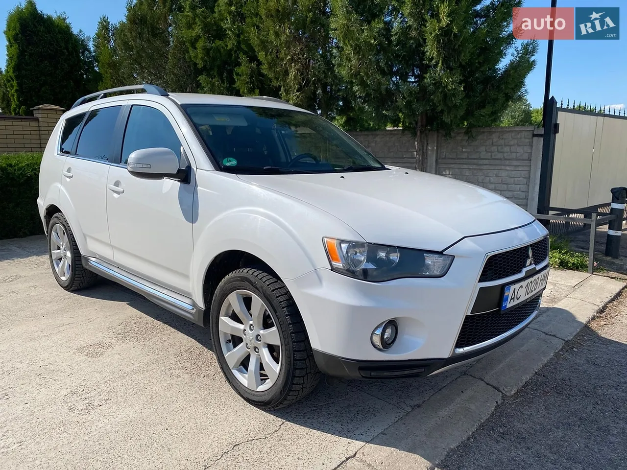 2010 Mitsubishi Outlander - мініатюра 15