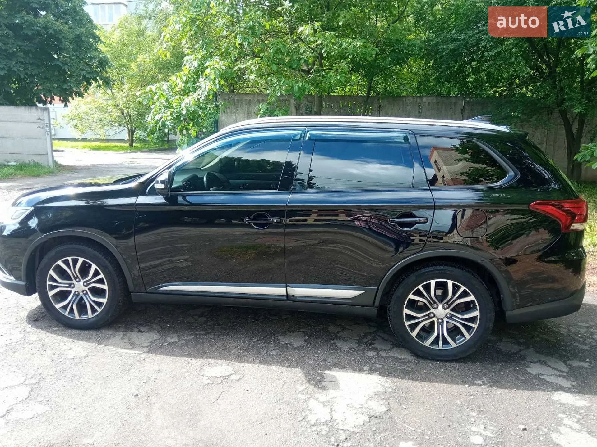 2017 Mitsubishi Outlander - мініатюра 7