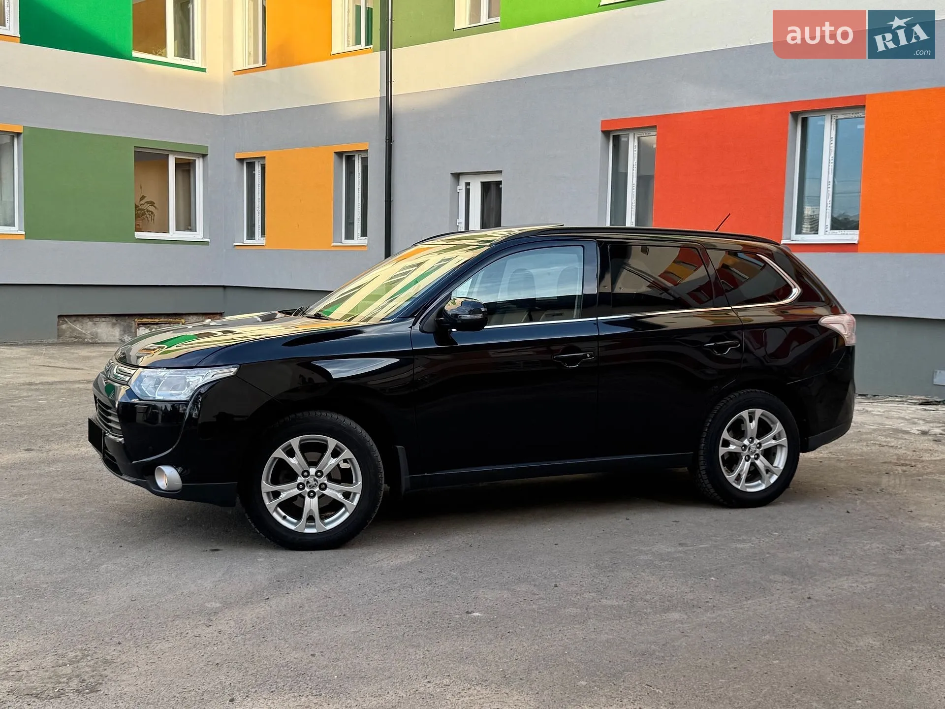 2012 Mitsubishi Outlander - мініатюра 16