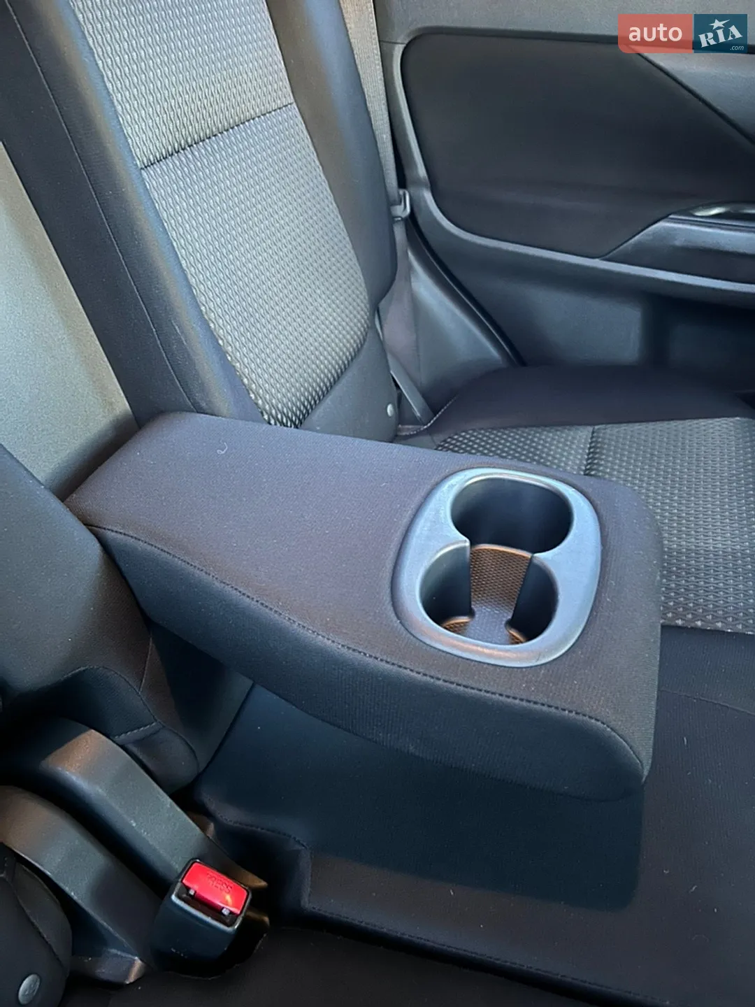 2017 Mitsubishi Outlander - мініатюра 14