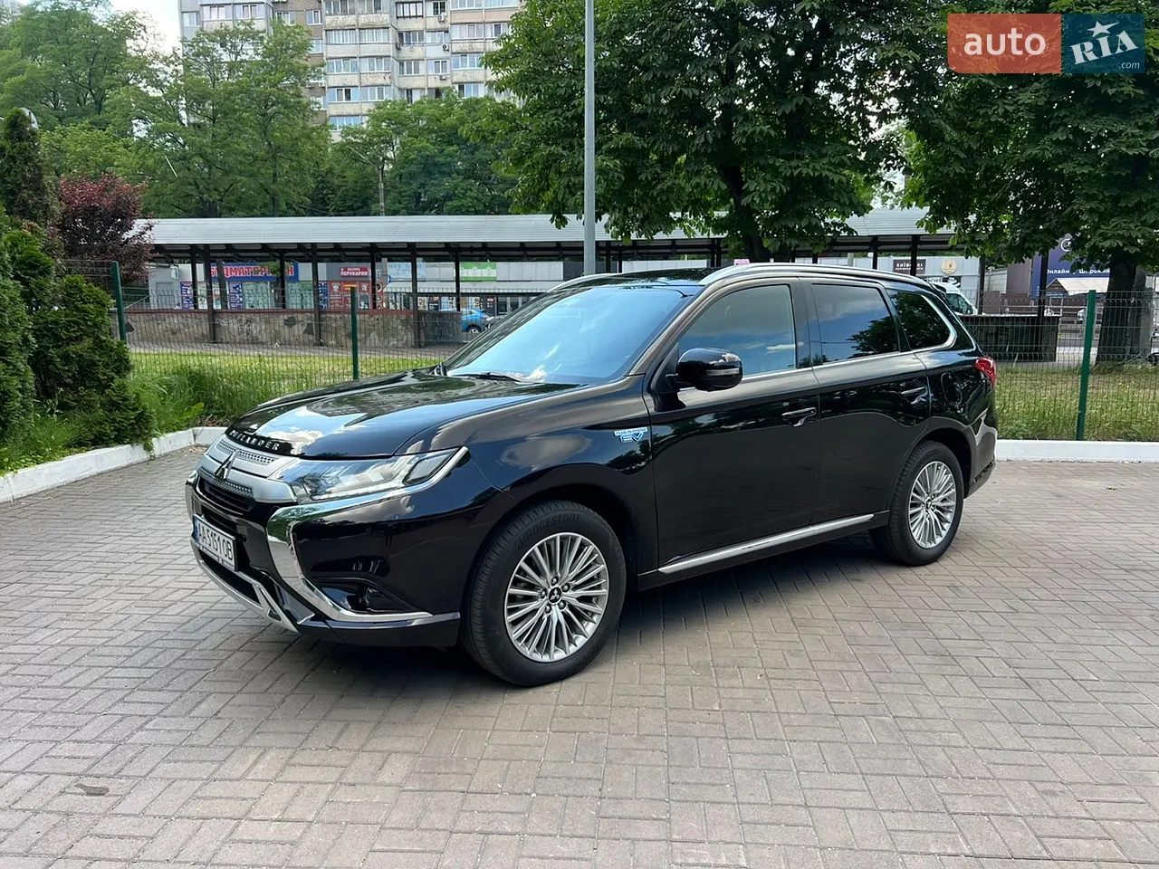 2020 Mitsubishi Outlander - мініатюра 26