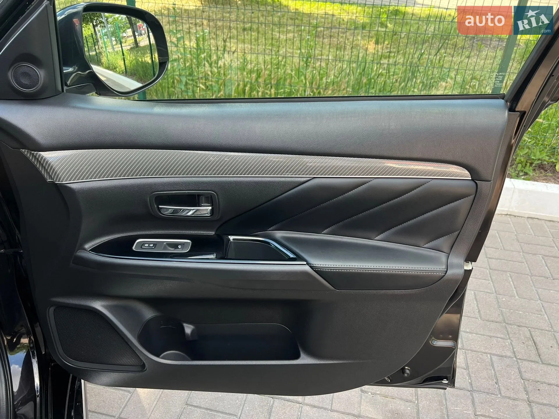2021 Mitsubishi Outlander - мініатюра 28