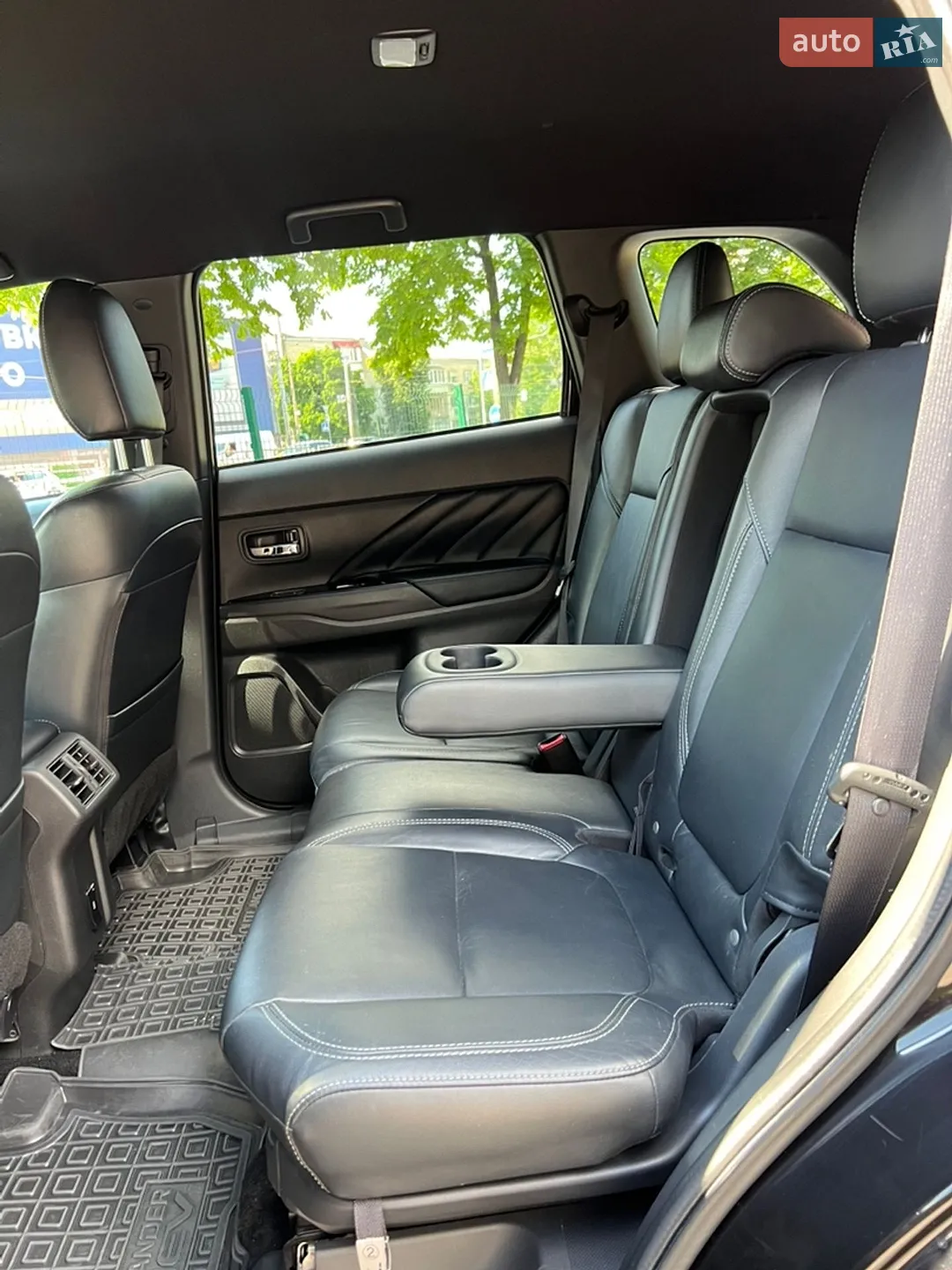 2021 Mitsubishi Outlander - мініатюра 40