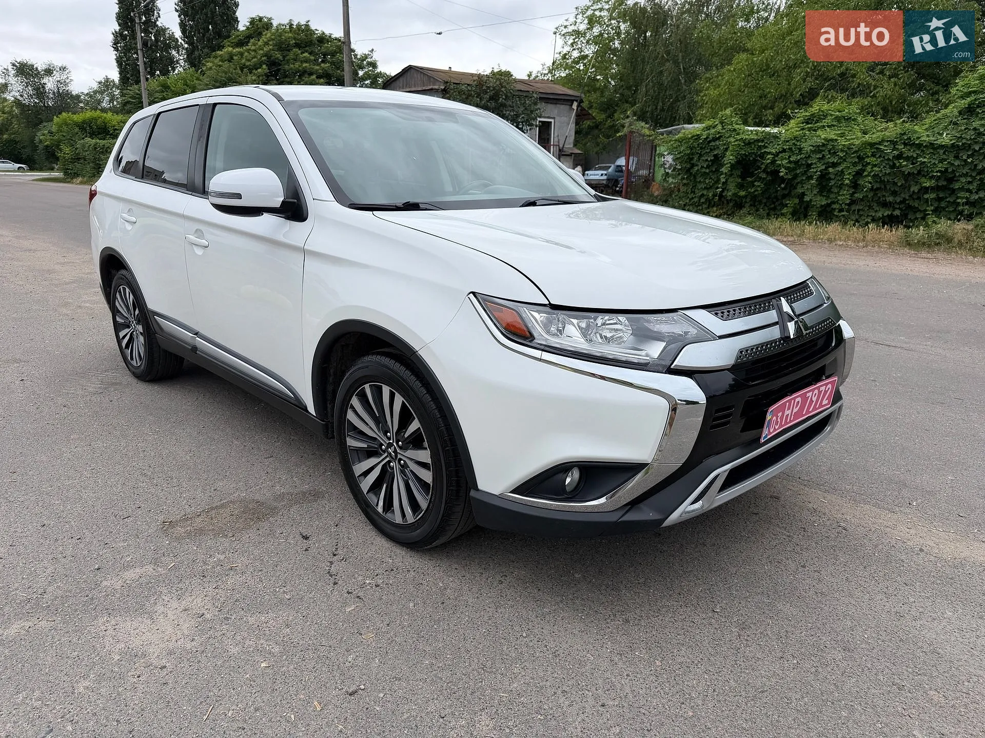 2019 Mitsubishi Outlander - мініатюра 13