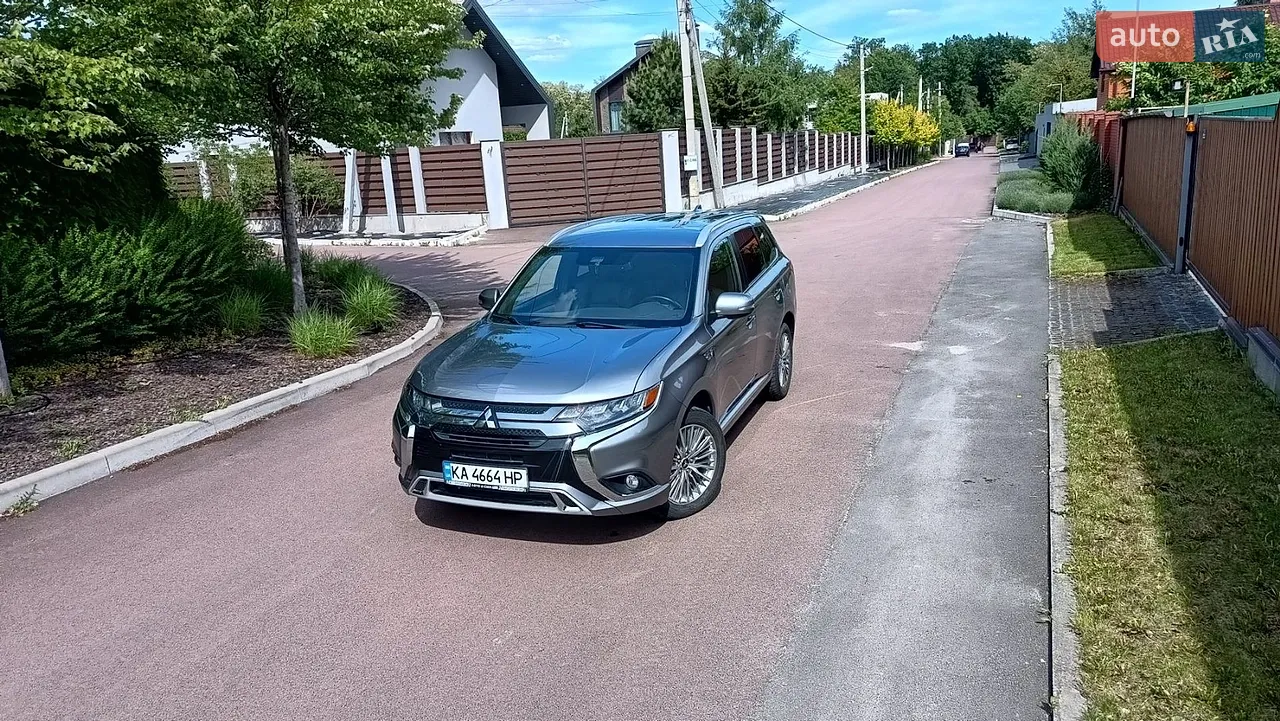 2021 Mitsubishi Outlander - мініатюра 25