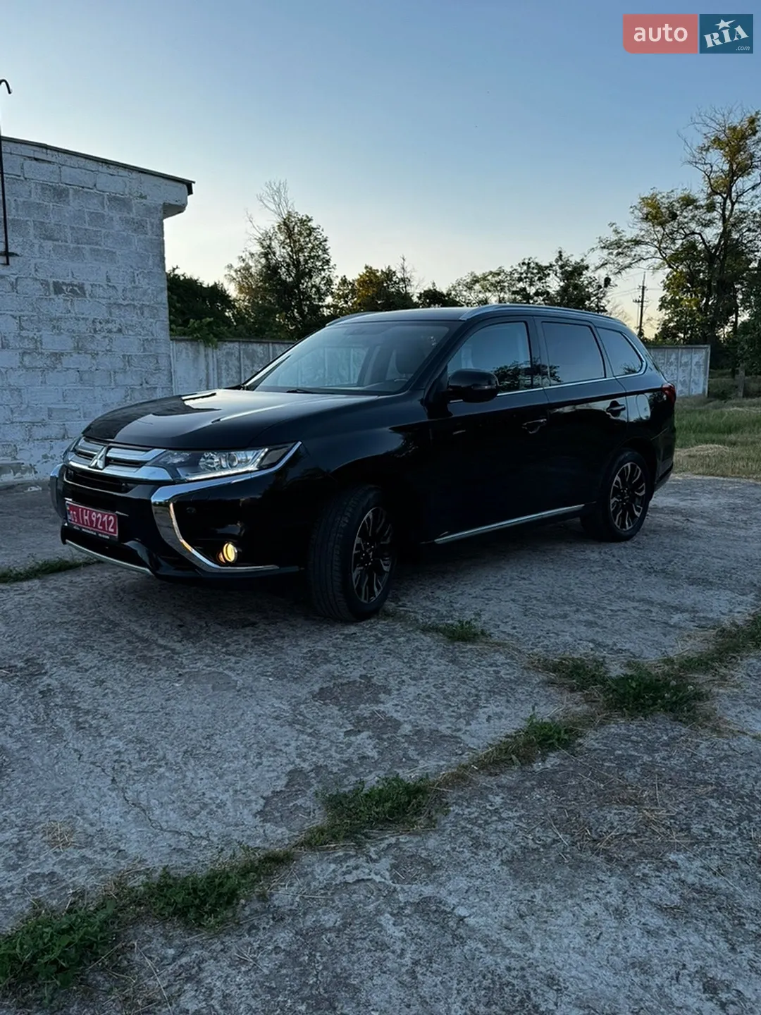 2016 Mitsubishi Outlander - мініатюра 9