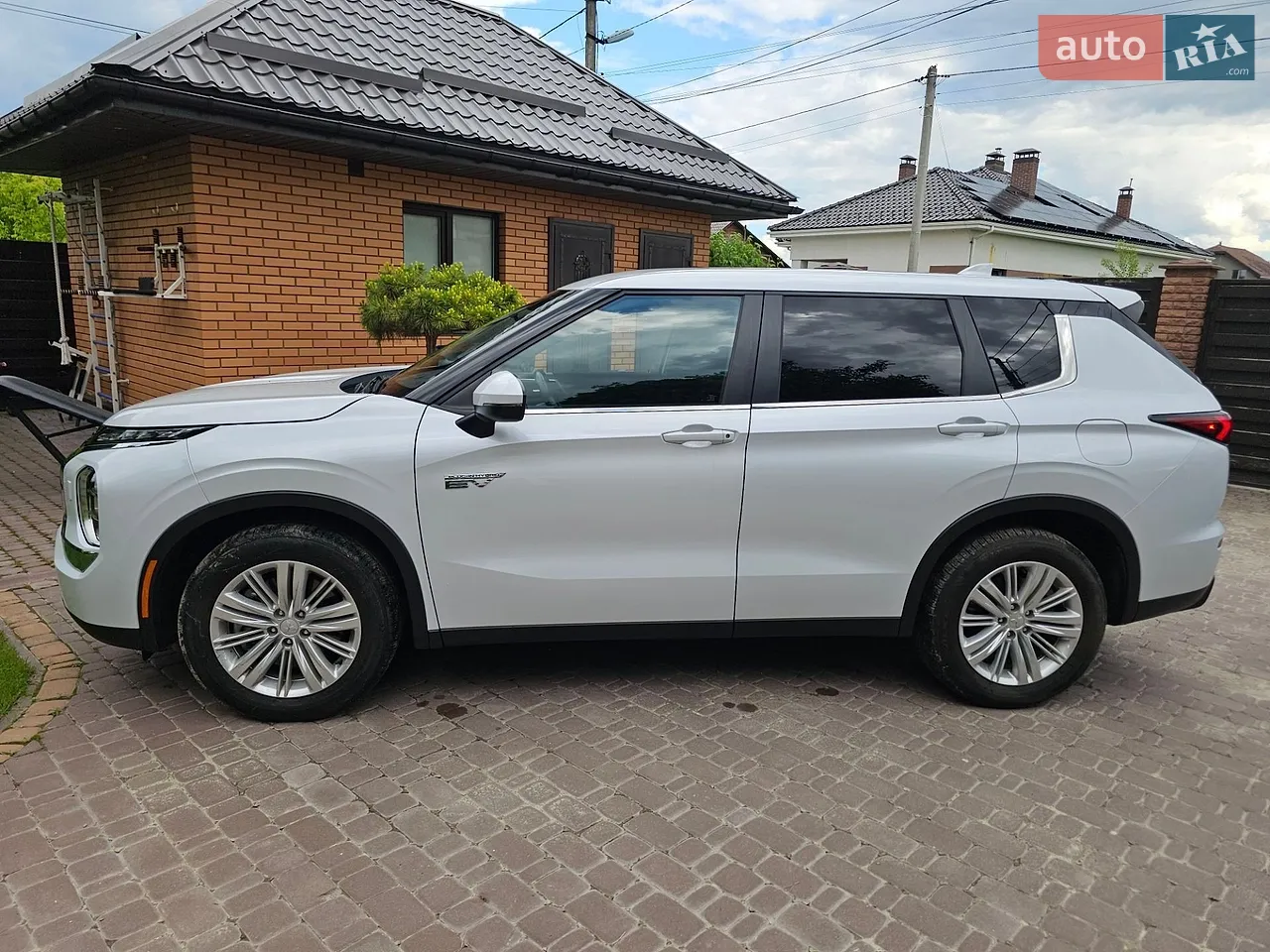 2023 Mitsubishi Outlander - мініатюра 33