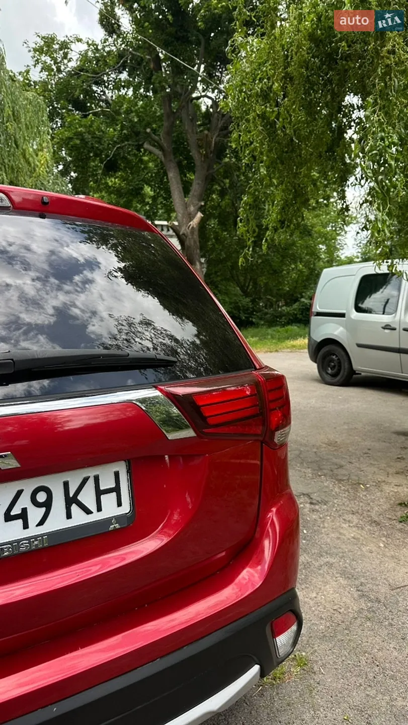 2018 Mitsubishi Outlander - мініатюра 14