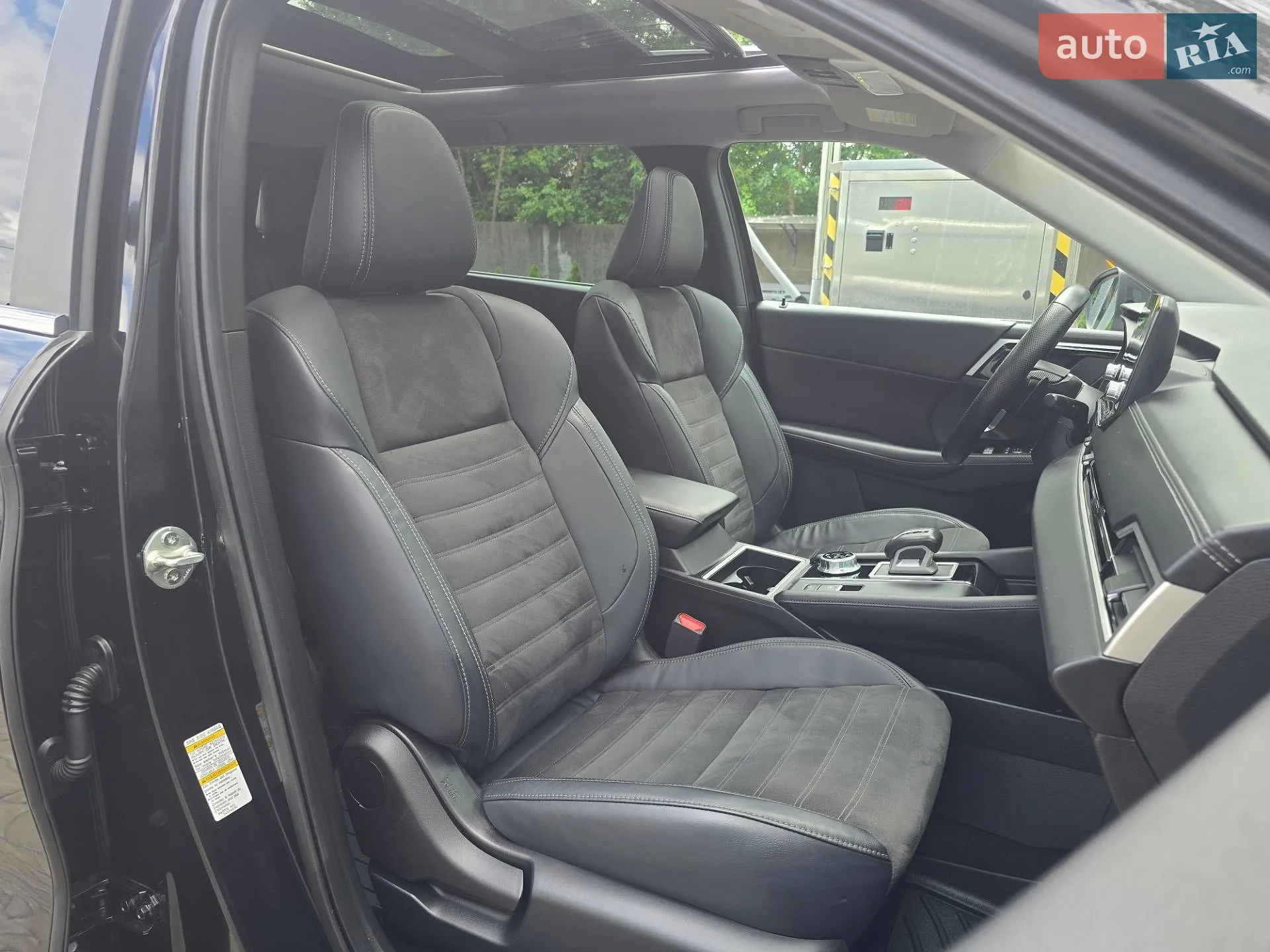 2022 Mitsubishi Outlander - мініатюра 90