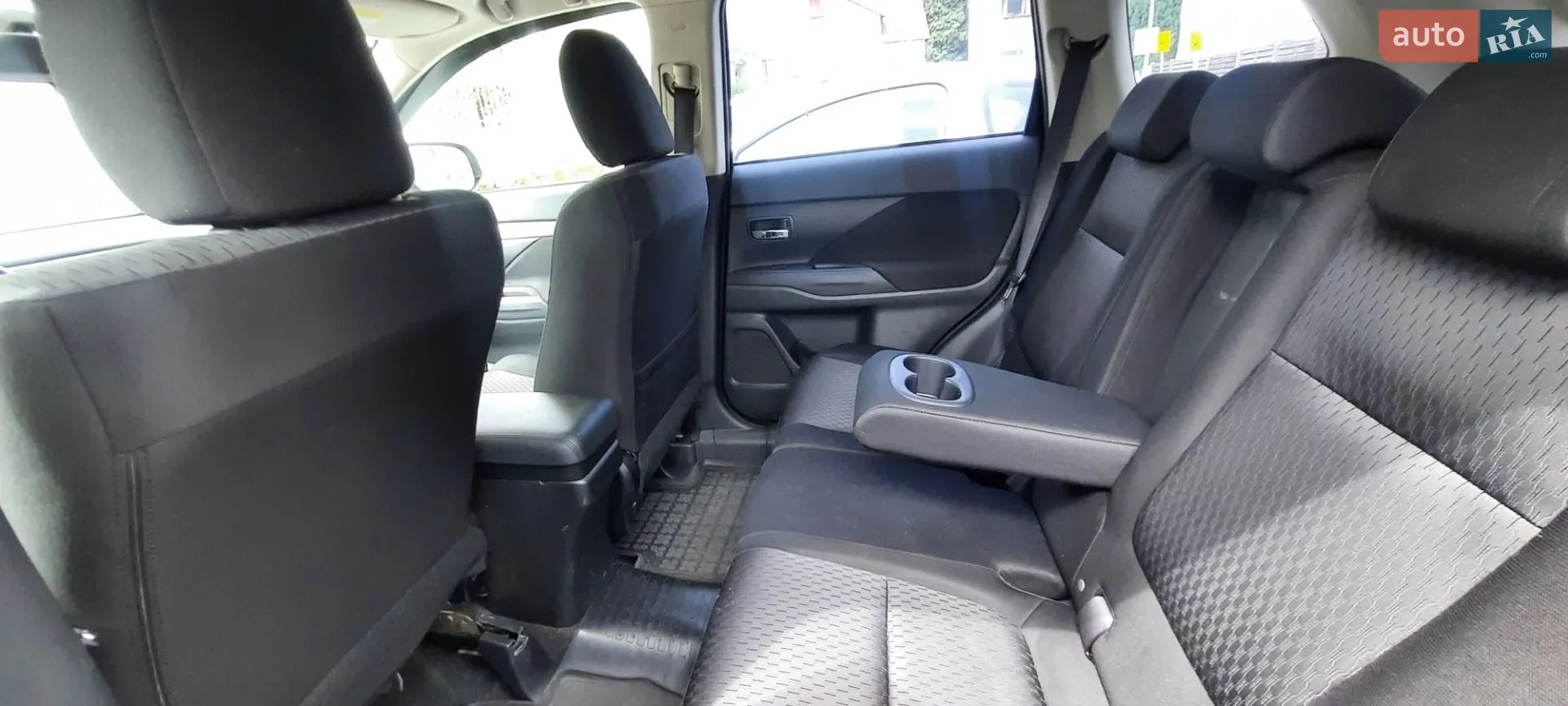 2013 Mitsubishi Outlander - мініатюра 17